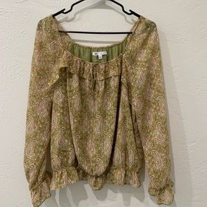 Barely worn blouse!